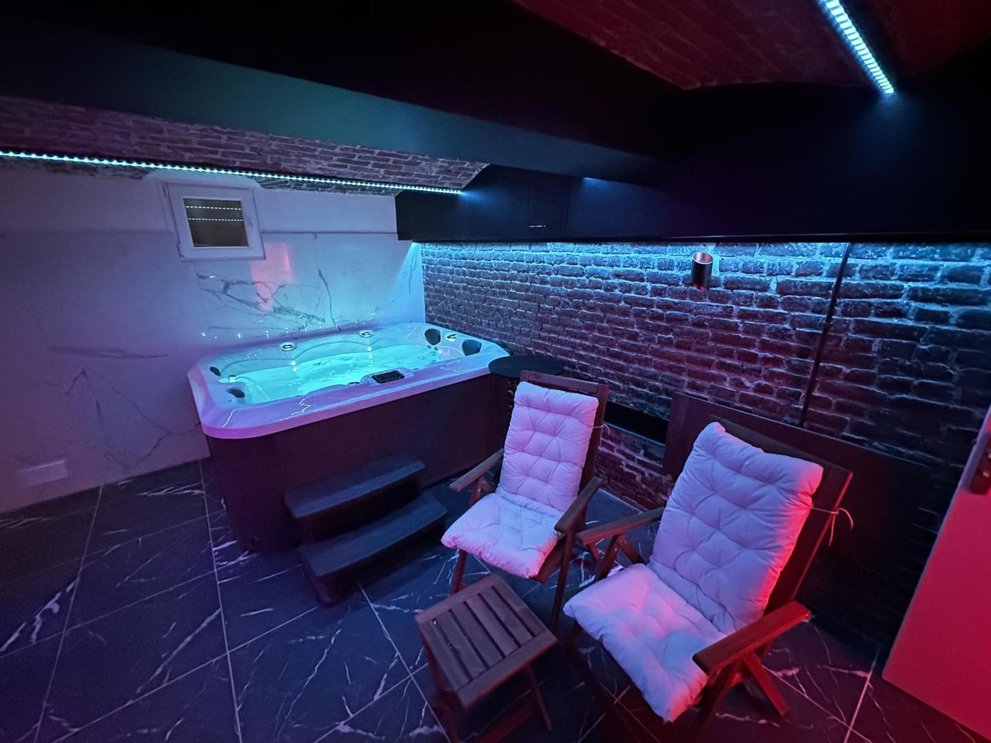 Le Bijou - Appartement, Sauna Et Jacuzzi - Лилль Экстерьер фото