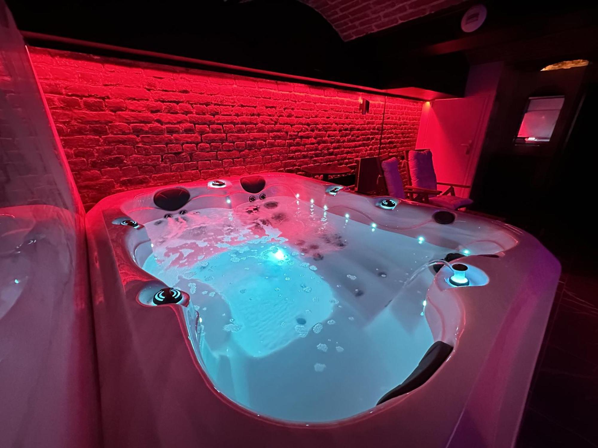 Le Bijou - Appartement, Sauna Et Jacuzzi - Лилль Экстерьер фото