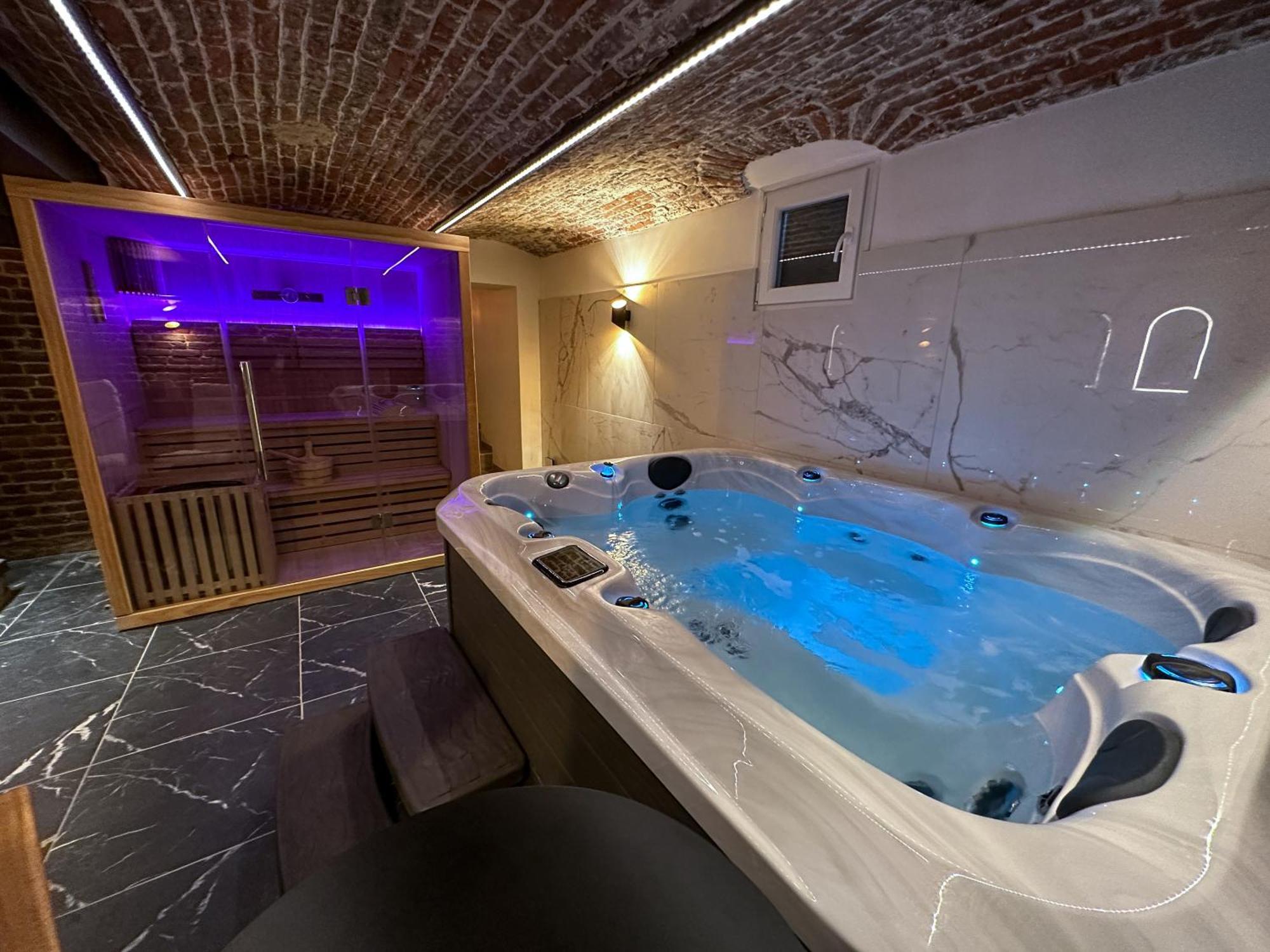 Le Bijou - Appartement, Sauna Et Jacuzzi - Лилль Экстерьер фото